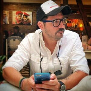 Imagen de Álvaro Bustos