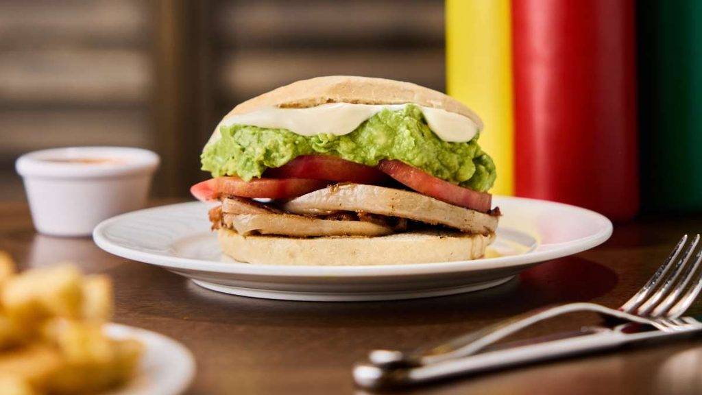 Sándwiches de Pernil, Arrollado y Lengua: tres íconos que siguen vigentes en Fuente Chilena arrollado italiano 5
